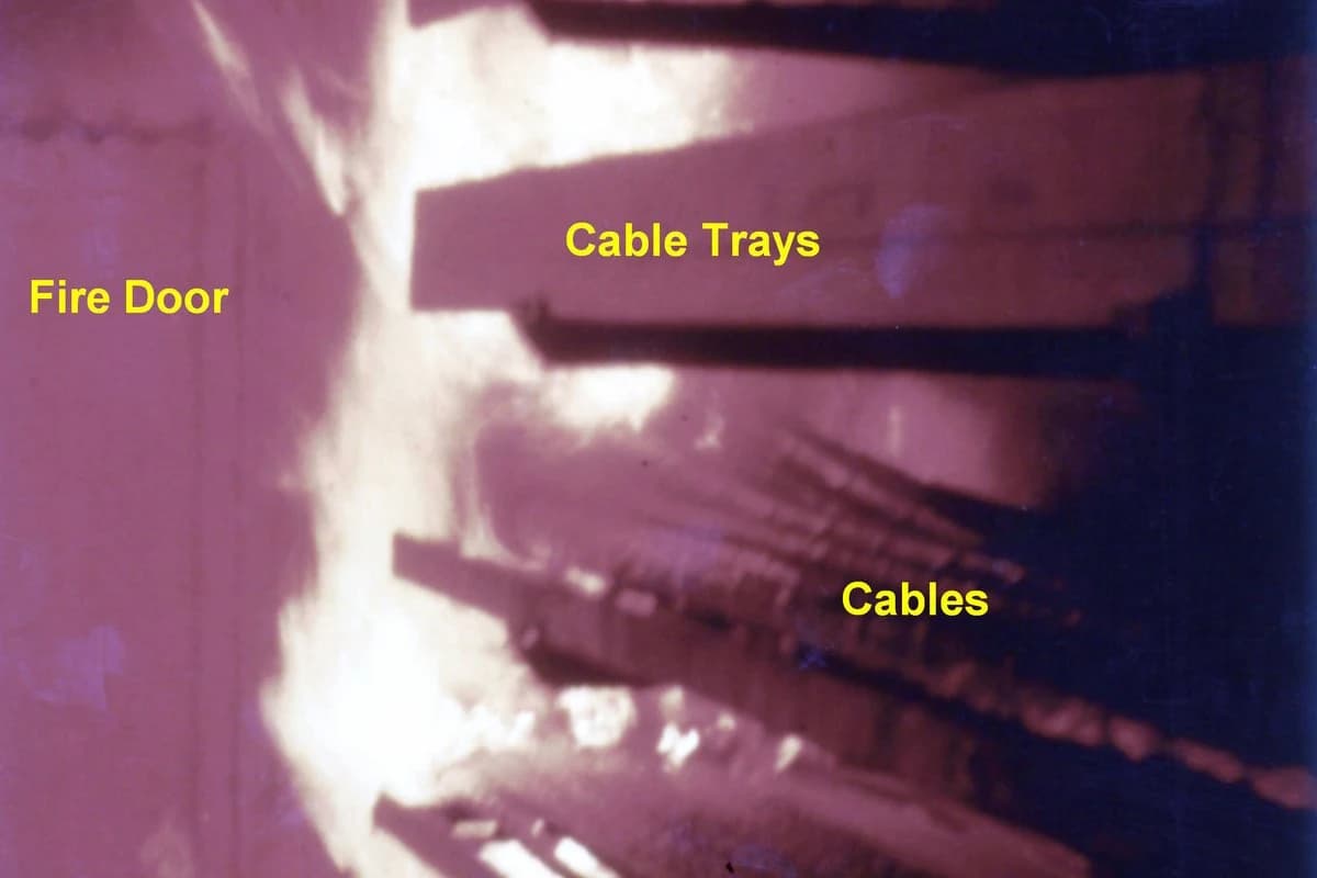 Prueba de propagación de flama en laboratorio sobre cable minero energizado según protocolo MSHA 30 CFR Parte 7