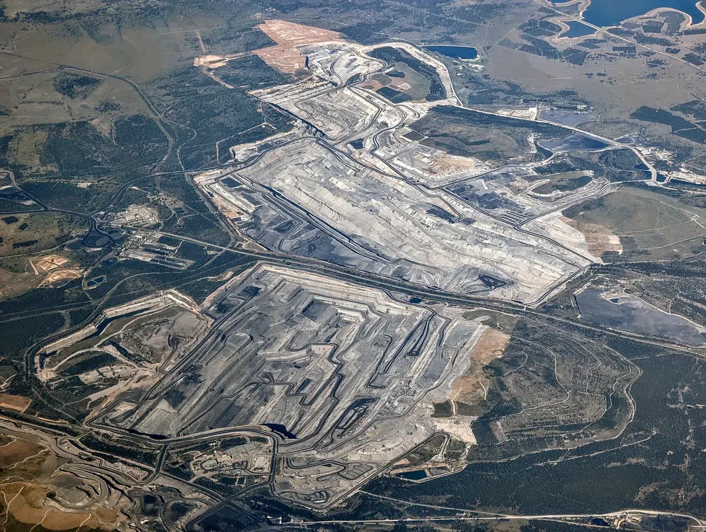 Vista aérea de las operaciones de minería de carbón a cielo abierto de Ravensworth, en el Valle de Hunter, Nueva Gales del Sur