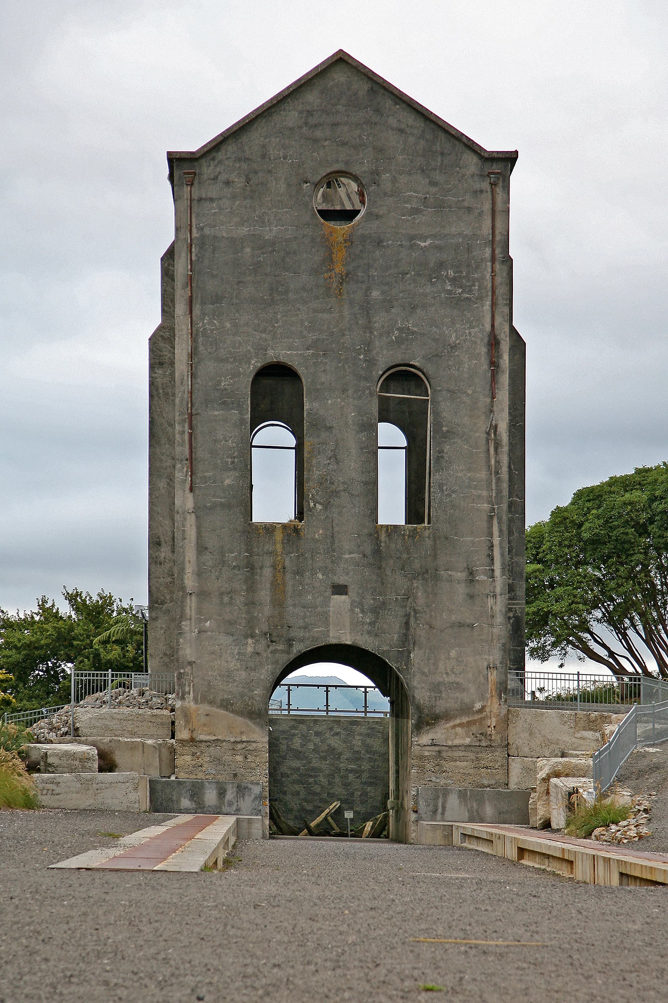 Estación de bombeo de desagüe subterráneo en mina de Guerrero alimentada con cables resistentes a la humedad