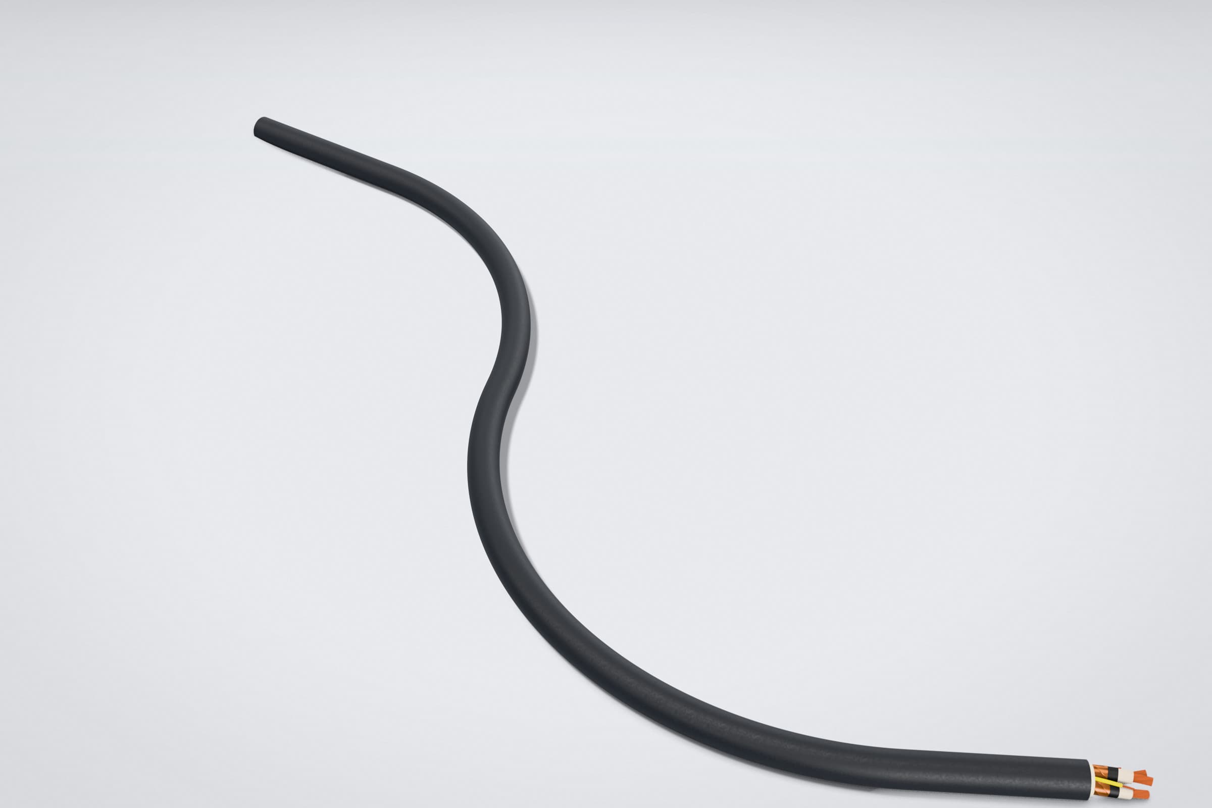 Tendido superficial de cable de potencia para faenas temporales